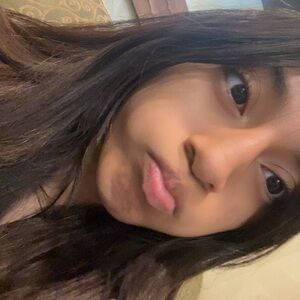 Meet your Posher, Mia